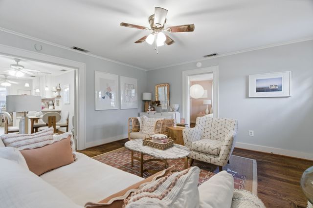 3850 Harley Avenue, Fort Worth, TX 76107