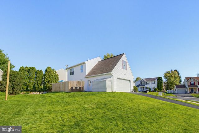 76 ASHLEY DR, Marietta, PA 17547
