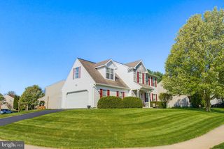 76 ASHLEY DR, Marietta, PA 17547