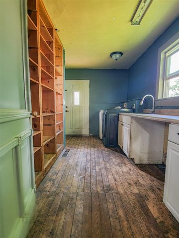 214 N Fourth Street, Sturgis, MI 49091