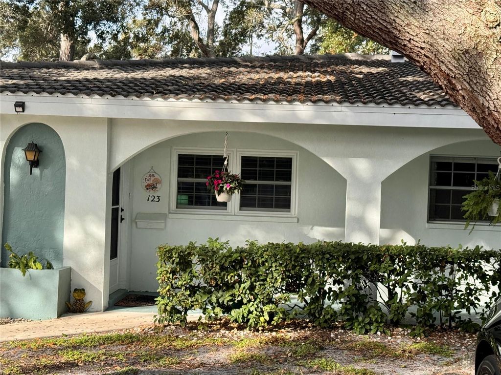 11200 102ND AVENUE 123, Seminole, FL 33778