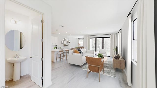 3089 Juniper WAY, Naples, FL 34112