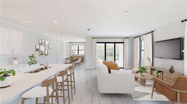 3089 Juniper WAY, Naples, FL 34112