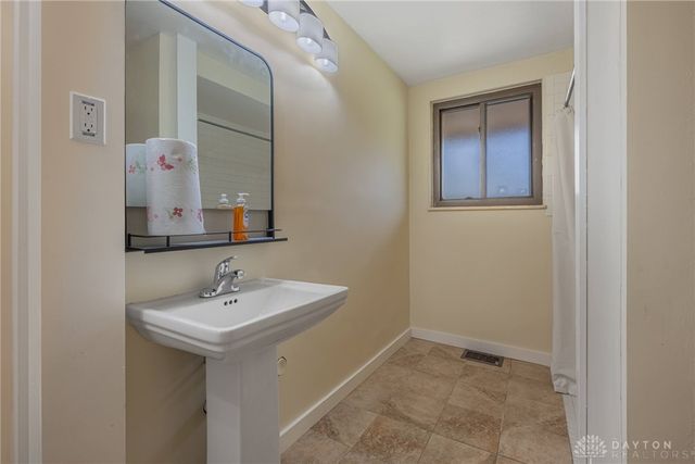 816 Burman Avenue, Trotwood, OH 45426