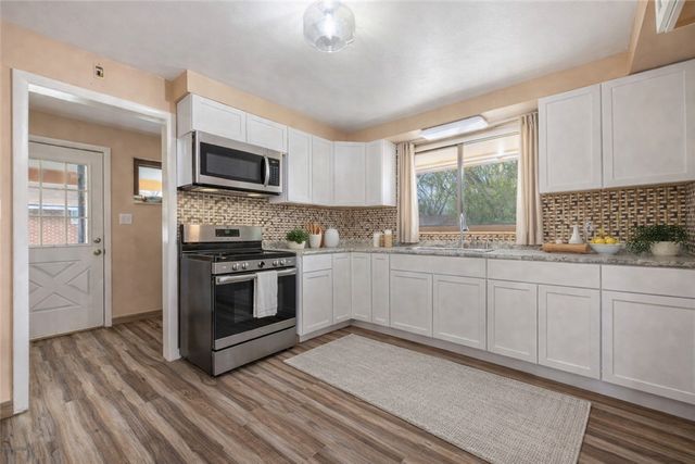 816 Burman Avenue, Trotwood, OH 45426
