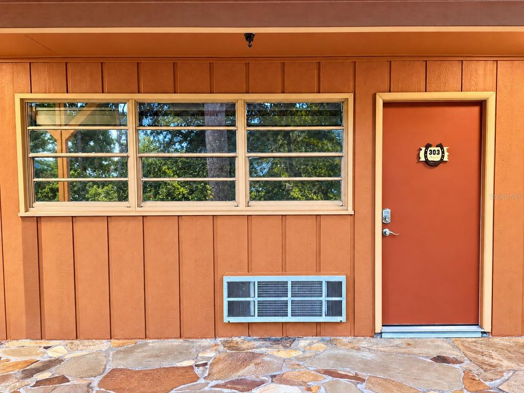 Image 1 of property listing at 3200 RIVER RANCH BOULEVARD 303, Lake Wales, FL 33867
