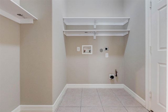 2718 Ridgeglen Lane, Houston, TX 77082