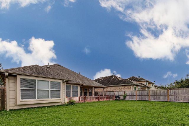 2718 Ridgeglen Lane, Houston, TX 77082