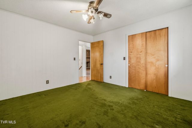 595 East Allens Bridge Road, Greeneville, TN 37743