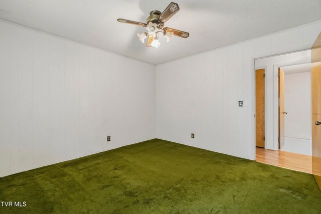 595 East Allens Bridge Road, Greeneville, TN 37743