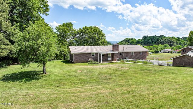 595 East Allens Bridge Road, Greeneville, TN 37743