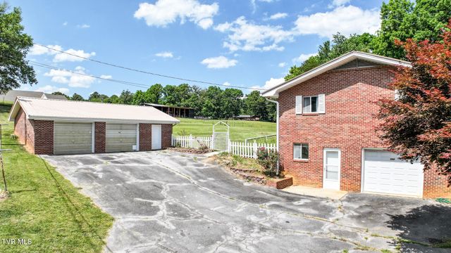 595 East Allens Bridge Road, Greeneville, TN 37743