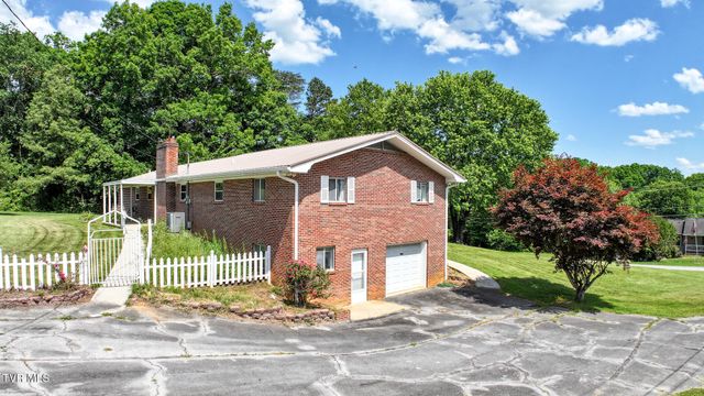 595 East Allens Bridge Road, Greeneville, TN 37743