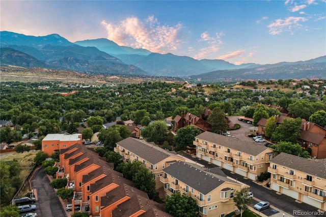1479 Madison Ridge Heights B, Colorado Springs, CO 80904