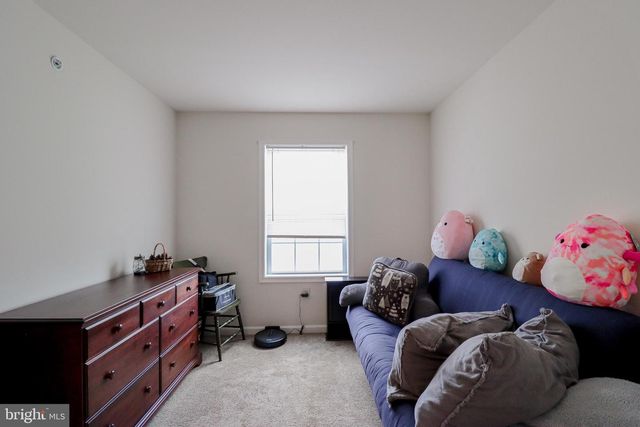 156 LINDA SUE LN, Myerstown, PA 17067