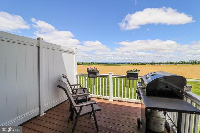 156 LINDA SUE LN, Myerstown, PA 17067