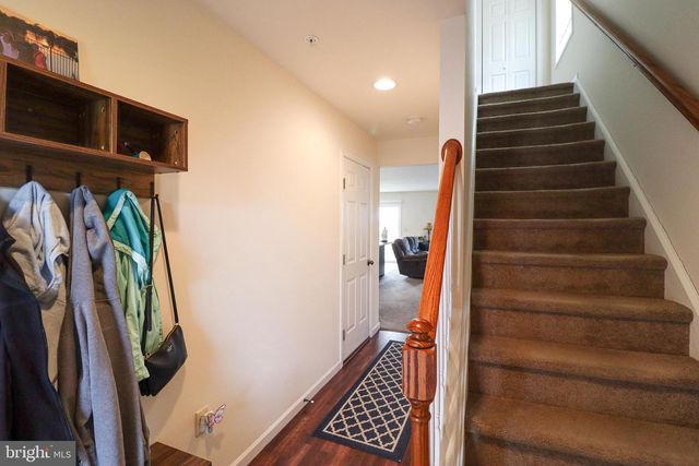 156 LINDA SUE LN, Myerstown, PA 17067