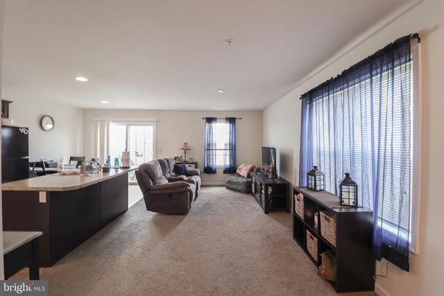 156 LINDA SUE LN, Myerstown, PA 17067