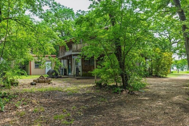 4368 W Beach Drive, Greenville, TX 75402