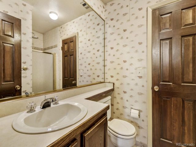 7509 S Trenton Ct, Centennial, CO 80112