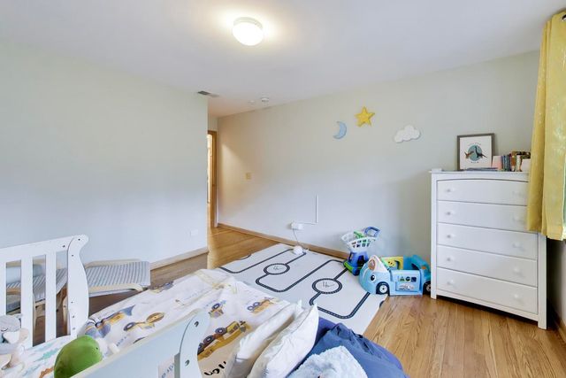 2038 Highland Avenue, Wilmette, IL 60091