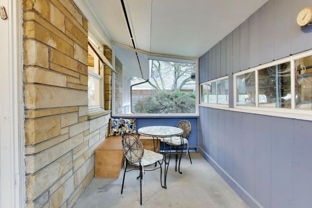 2038 Highland Avenue, Wilmette, IL 60091