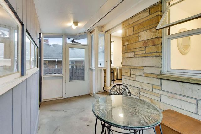 2038 Highland Avenue, Wilmette, IL 60091