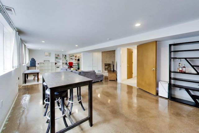 2038 Highland Avenue, Wilmette, IL 60091