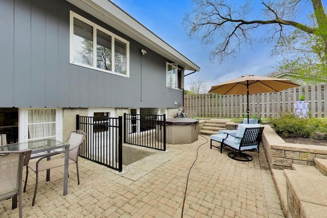 2038 Highland Avenue, Wilmette, IL 60091