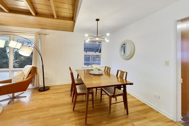 2038 Highland Avenue, Wilmette, IL 60091