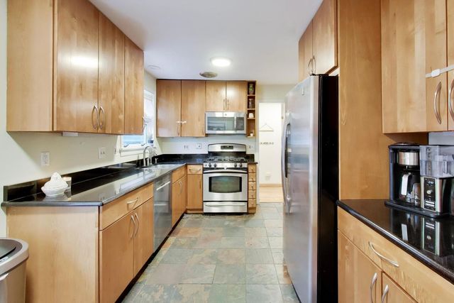 2038 Highland Avenue, Wilmette, IL 60091