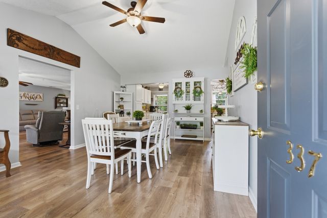 337 Lake Forest Dr, La Vergne, TN 37086
