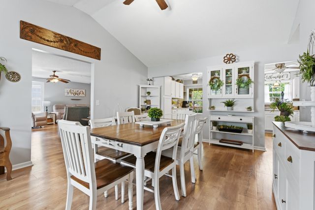 337 Lake Forest Dr, La Vergne, TN 37086
