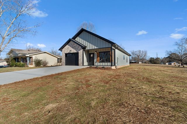 2012 Ann Lane NW, Cleveland, TN 37312