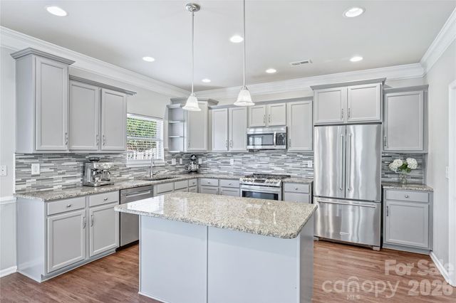 7041 Carnwarth Lane, Fort Mill, SC 29707