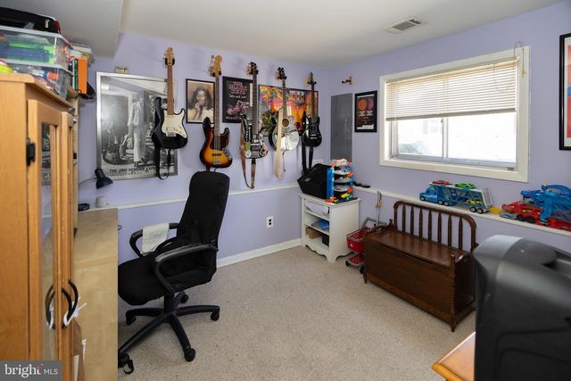 136 STATE ST, Blackwood, NJ 08012