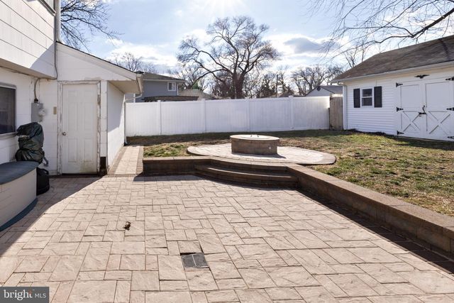 136 STATE ST, Blackwood, NJ 08012