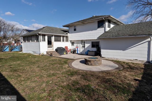 136 STATE ST, Blackwood, NJ 08012