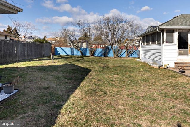 136 STATE ST, Blackwood, NJ 08012