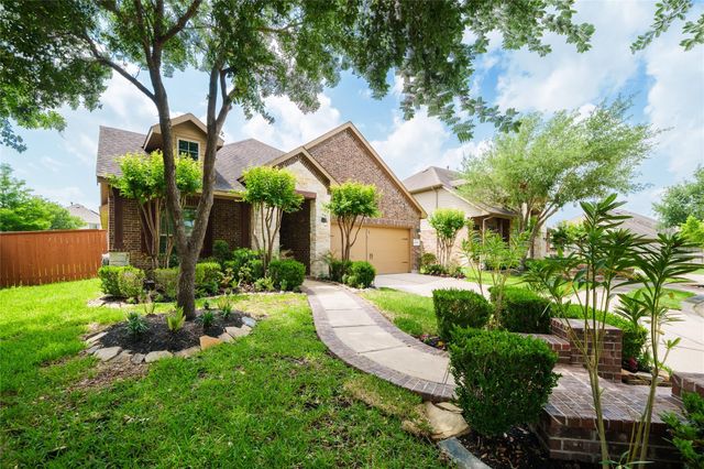 12206 Cove Bluff Court, Cypress, TX 77433