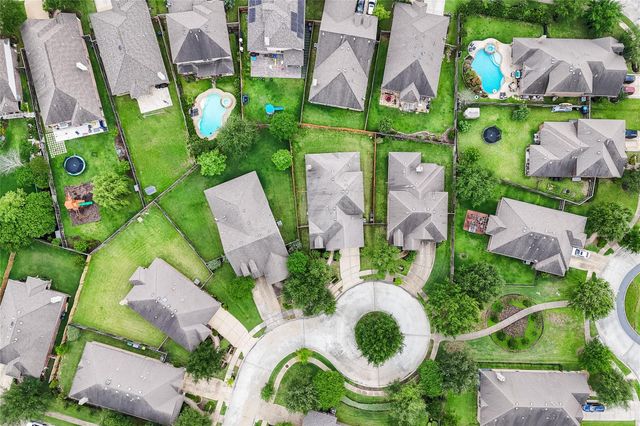 12206 Cove Bluff Court, Cypress, TX 77433