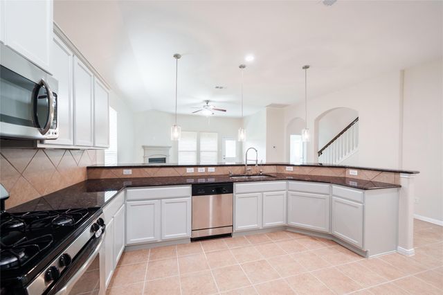 12206 Cove Bluff Court, Cypress, TX 77433