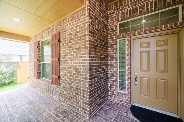 12206 Cove Bluff Court, Cypress, TX 77433
