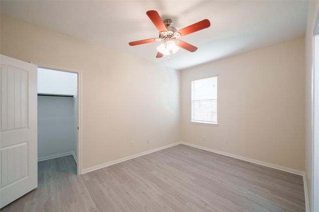 12206 Cove Bluff Court, Cypress, TX 77433