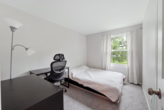 1784 Queensbury Circle 5714, Hoffman Estates, IL 60169