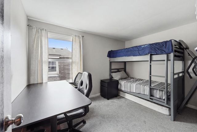1784 Queensbury Circle 5714, Hoffman Estates, IL 60169