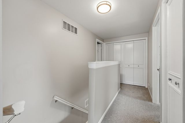 1784 Queensbury Circle 5714, Hoffman Estates, IL 60169