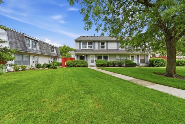 1784 Queensbury Circle 5714, Hoffman Estates, IL 60169
