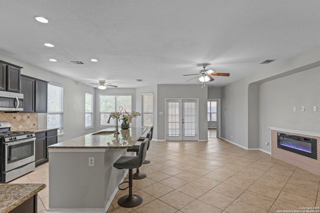 4403 Harrisburg, San Antonio, TX 78223