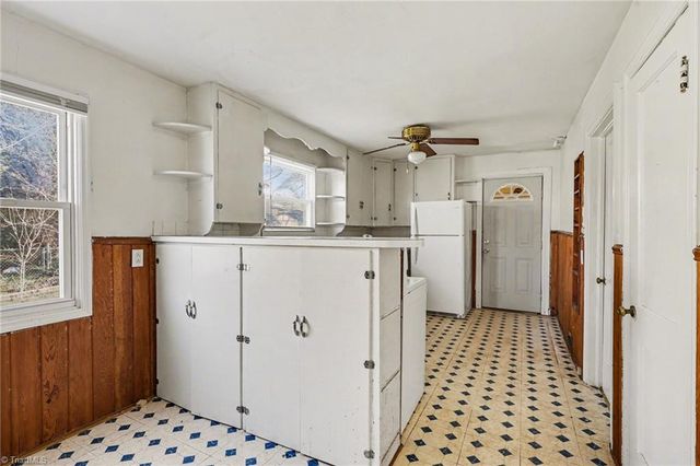 3611 Clinard Avenue, Winston-salem, NC 27127